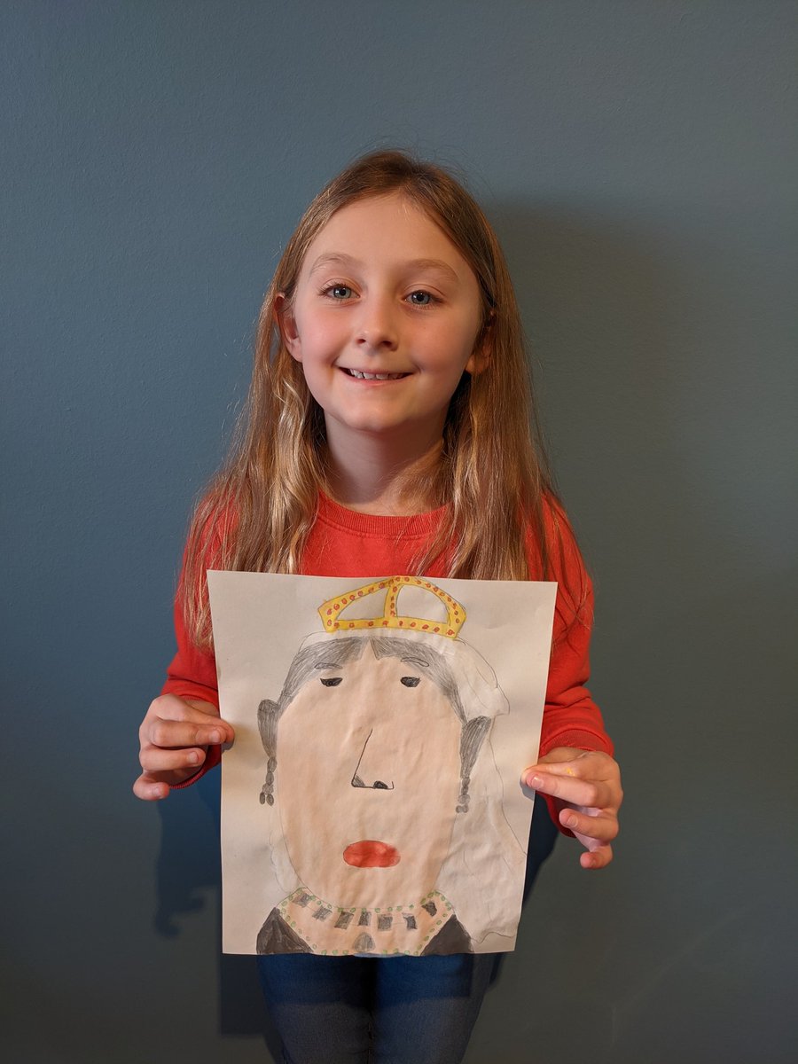 Pratts_r_us's tweet photo. @CoxhoePrimary A &amp; F have enjoyed doing some work for the whole school history project this afternoon! Queen Victoria portraits and fact-files have provided some screen-free time! https://t.co/s1Si7HhCDG