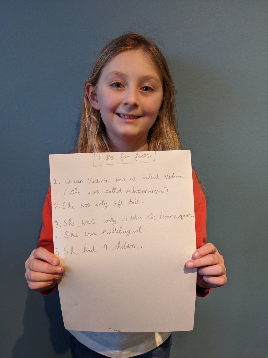 Pratts_r_us's tweet photo. @CoxhoePrimary A &amp; F have enjoyed doing some work for the whole school history project this afternoon! Queen Victoria portraits and fact-files have provided some screen-free time! https://t.co/s1Si7HhCDG