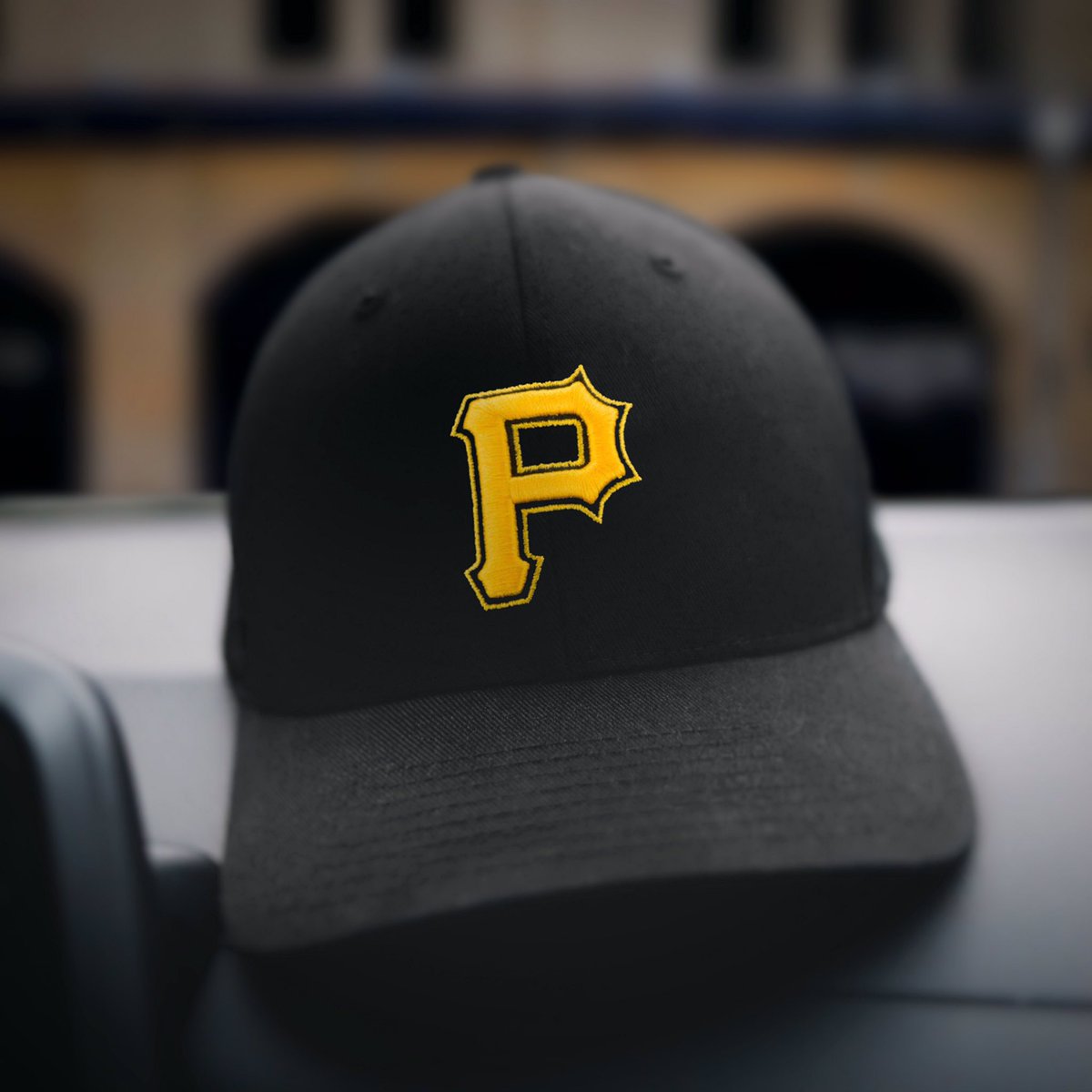 ThePittFan's tweet photo. ⚡️ [FLASH SALE FRIDAY] ⚡️ Today only take an ADDITIONAL 20% off all headwear! Use code: HATDAY20 at checkout. #NationalHatDay https://t.co/THvVYvsave