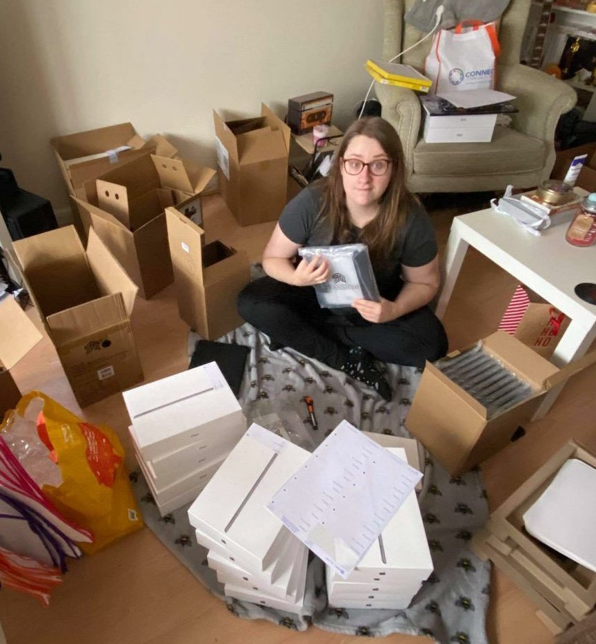 TrustConnect's tweet photo. @digiscot Setup n distribution of devices across #easterhouse continues. @ConnectLeeanne commitment to get people connected 😊 partnership with @FARE_Scotland @pavillionyouth @GlasgowFuse @AultmoreParkPri @ProvanhallHA @gardeenh #calvay @scvotweet
#digitalchamp updates to follow https://t.co/G3Avr11zzI