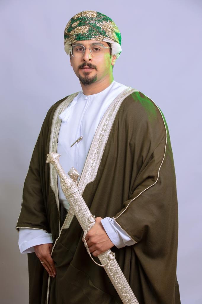BeingOmarjalal's tweet photo. الحمدلله الذي بنعمته تتم الصالحات ، 
بفضل الله تم عقد قراني اليوم ١٥/١/٢٠٢١ 
بمن اختارها الله شريكة لي .. https://t.co/z3RKJb5tom