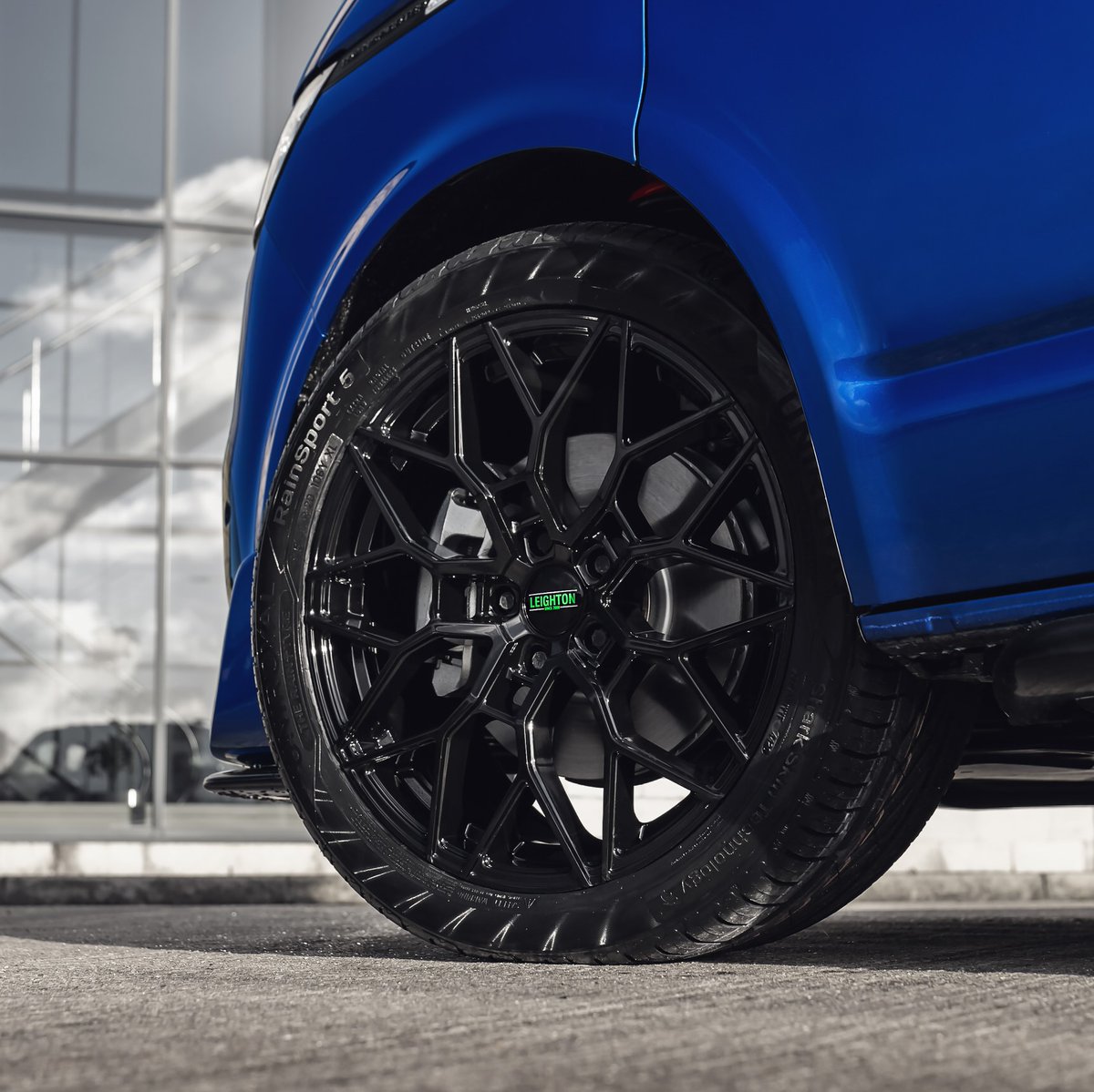 leightonvans's tweet photo. ๐ LV-2 Alloys are NOW AVAILABLE ๐
https://t.co/bzWM06s3aS
The wait is over, the LV-2s are here and can now be ordered on our parts website!
#lvproject #leightonvans https://t.co/taeAxLxSM3