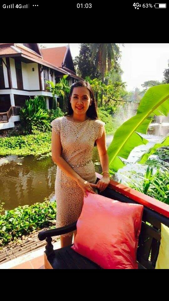 Deee92046906's tweet photo. ถกกระโปร่งแล้วเอาลิ้นลากจากเท้าขึ้นไปถึงหัว https://t.co/SLT4jWWLlw