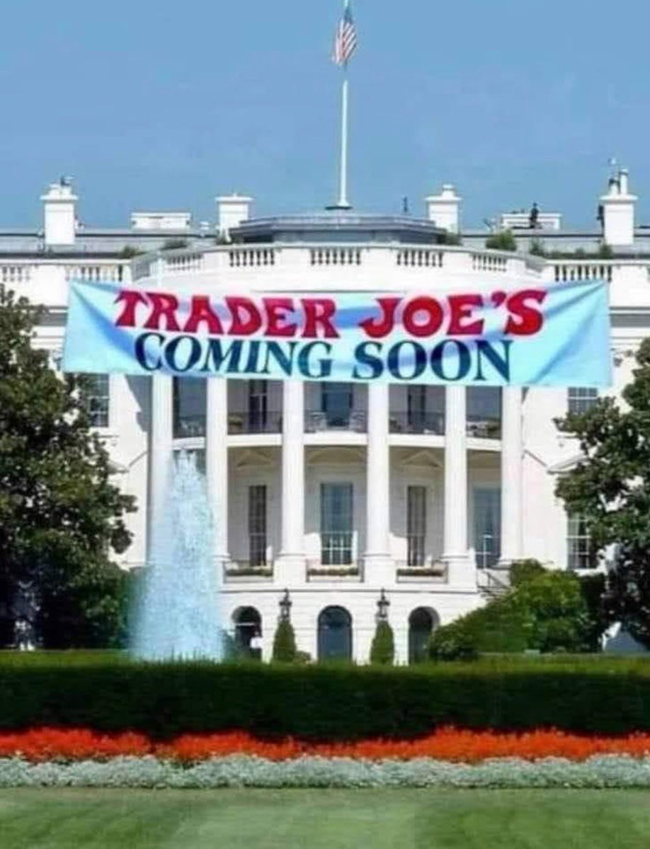 jjauthor's tweet photo. #TraderJoe’s https://t.co/20F3Owr7Wl
