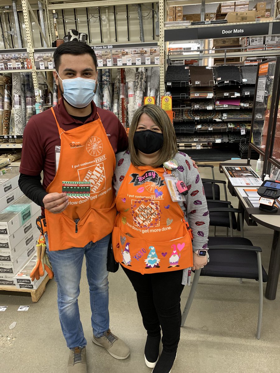 MikeCadry's tweet photo. Rockstar Ruben with a 3 pack today!!!! Thank you Ruben for your energy and drive for future sales!!!!!!!!!!!!!!!!!!!!! @BrianLyonsHD @BetsyHeRnanDz24 @djjthd @sydzo75 @bunge4life #d145pipelinepride #specialty4life #neato #bringinsomemore #flooring #specialty #special #3fer #3pack https://t.co/pZAROloaTw