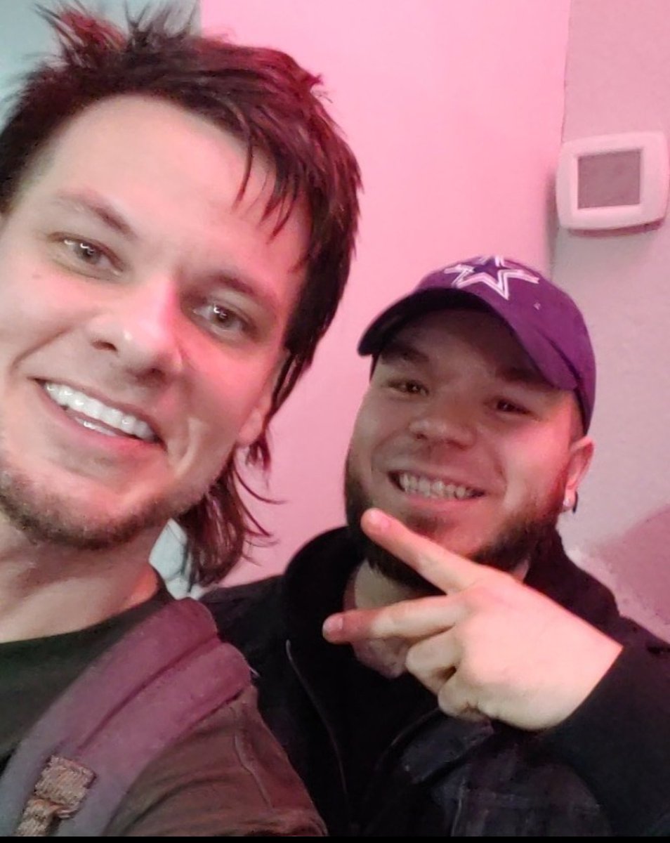 brian_deleon1k's tweet photo. Last night's episode was me literally be like long time listener 1st time caller 😂😂 #gangbang #buttchugg @KingAndTheSting @TheoVon and @RealNickDavis a real one 💯💯 https://t.co/gpzcnIwN4i