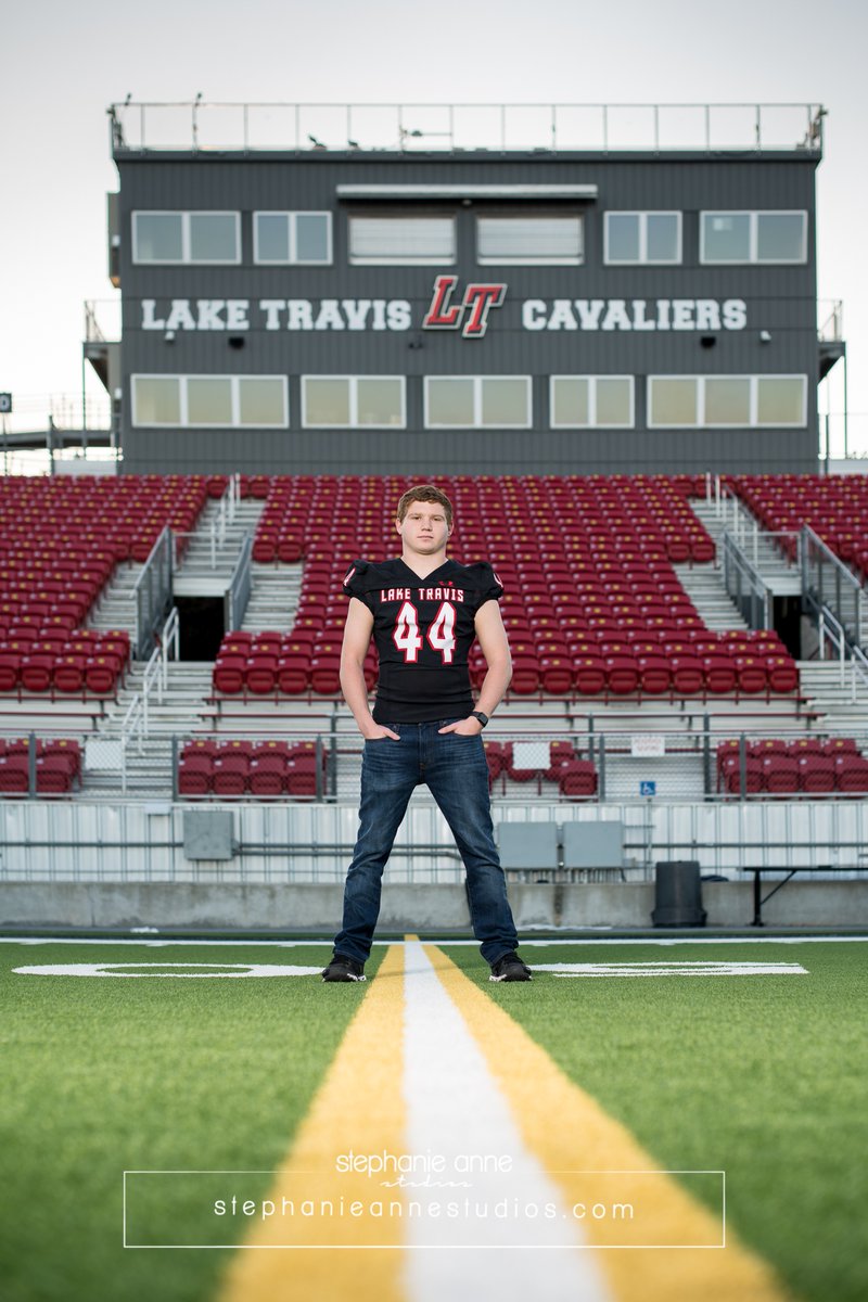 StephAnneHoward's tweet photo. These past 3 years living so close to the @laketravisfootball field I have been wanting 2 get 2 a game, but who wants 2 bring tiny tots to a football game!? So fun my first time at the field being able to step right on it. #laketravis #Seniorguy #austinsenior #austinfootball https://t.co/o76L8YFjXy