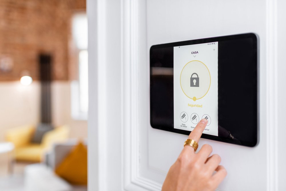 Ever wondered if getting that cool smart home stuff will increase the value of your home. Check out this quick read to skim the surface of that conversation. #johnlscott #realestate #smarthome buyoregonnorthwest.com/post/smart-hom…