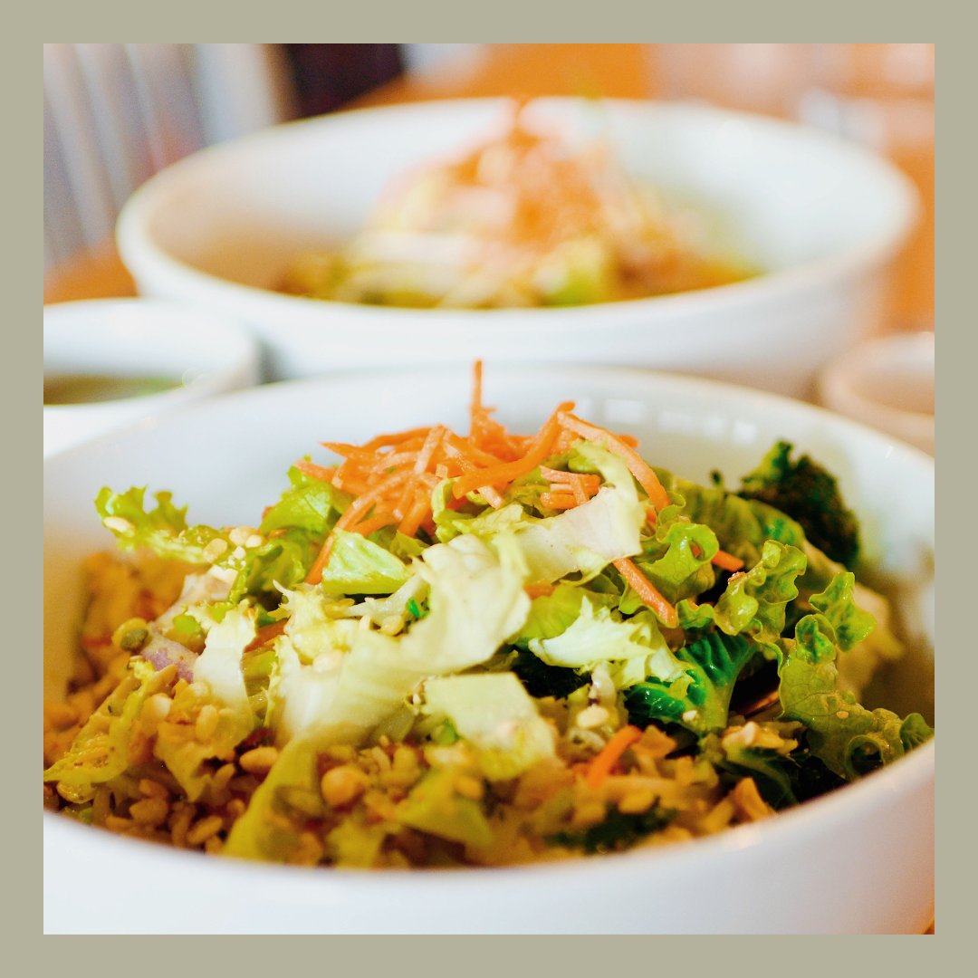 Our Midnight Swim Bowl packs a punch 🤜  This wild rice bowl blend is packed with seasonal veggies, organic tofu, beancurd, and more, tossed in our spicy peanut garlic soy mushroom sauce 🤤⁠
⁠
👉 Order online for pick-up at chowatchau.ca
