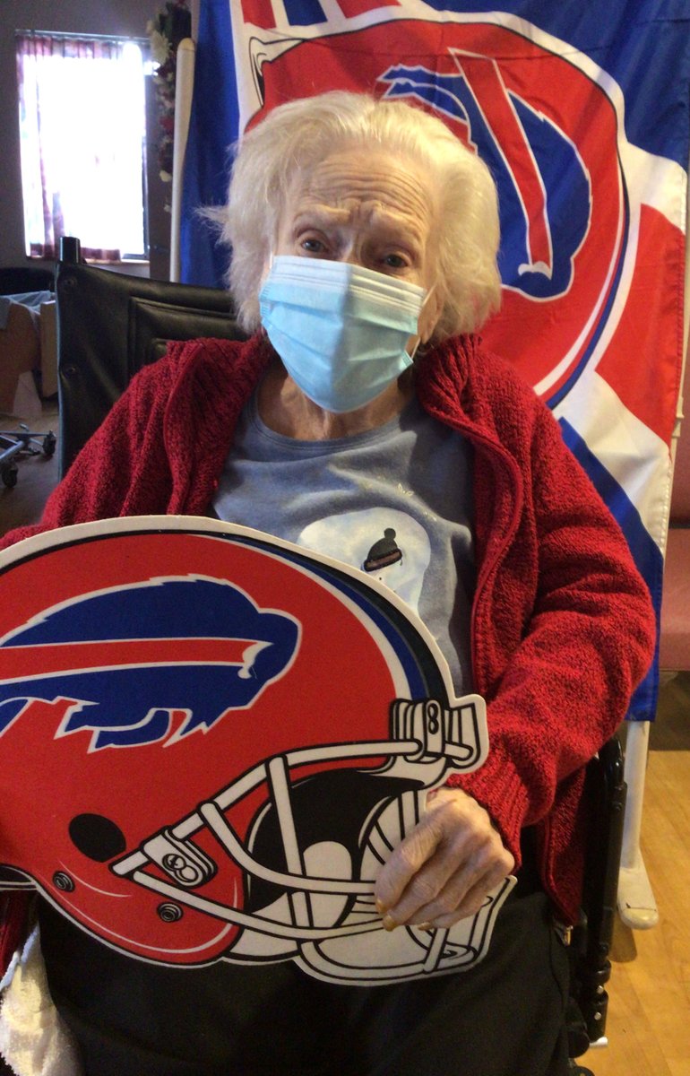 GAME ON!! The Buffalo BILLS MAFIA at Harris Hill Nursing Facility ready to cheer on our hometown team!! #LetsGoBuffalo - all the way to the Super Bowl!

#harrishillnursingfacility #footballplayoffs #nhl2021 #buffalobills