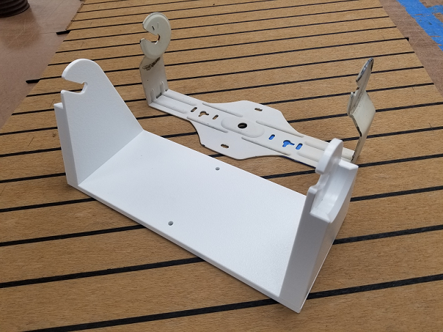 You can listen to Zac Brown singing "You can find me where the music meets the ocean" as loud as you want - we got the speaker brackets for your boat. 
#Apfmarine #boatlife #yachting #Maritime #Boats #MusicIsLife