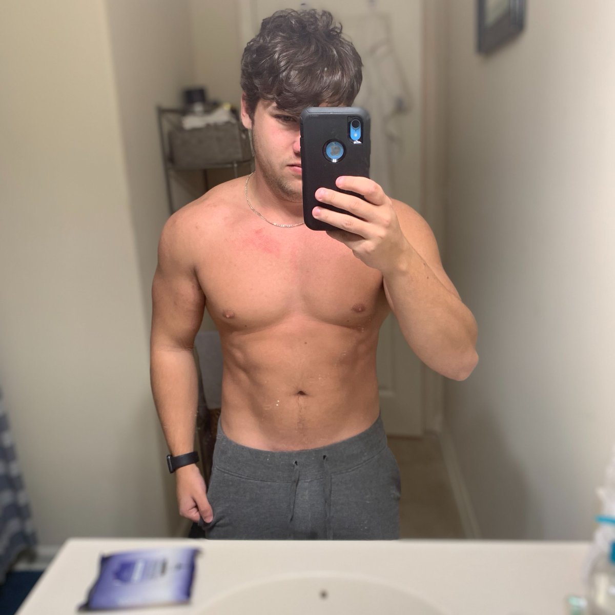 OnlybrosSean's tweet photo. Getting thick
 Onlyfans Link In Bio! My Onlyfans Team: @onlybrosmgmt https://t.co/pumzPDruvg . . . #Onlyfansboys #Onlyfansmen #Uncensored #Menofonlyfans #Onlyfansman #Maleonlyfans #Onlyfans #Onlyfanspromotions #Onlyfansnudes #Onlyfansgay #onlyfanspromo https://t.co/M6B5QYbApr
