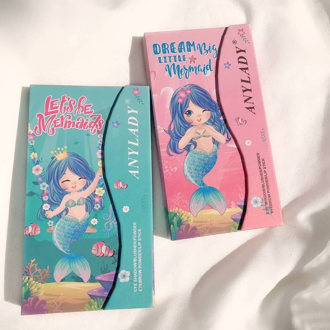 sixor61's tweet photo. 🐚พาเรทกระเป๋าน้องนางเงือก🧜‍♀️  สุดน่ารัก มาในรูปแบบกระเป๋า ขนาดพกพา โทนสีสวย มีกลิตเตอร์วิ๊งๆ ทำให้ตาสวยแบบวิ้งวับ
🐙บรัชออนโทนส้ม 2 ช่อง
🐙คิ้วฝุ่น2 สี น้ำตาล ดำ
🐙แป้งพัพ
🐙ลิปสติกสีสวย4ช่อง
🐙อายชาโดว์ 24เฉดสี
🐙แปรงทาตา 2 อัน
🐙มาพร้อมกระจกในตัว

ราคา ตลับละ 119 บาท https://t.co/QFLI4fU8py