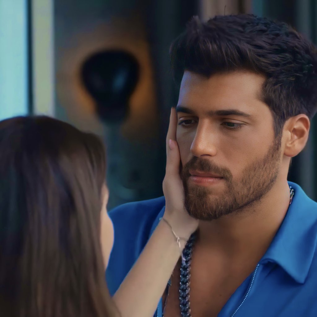 anaxogcy's tweet photo. Último capítulo que vimos sin saber nada sobre la cancelación 🥺💙
#aşkainan • #BayYanlışRewind https://t.co/T0wtS0STVL