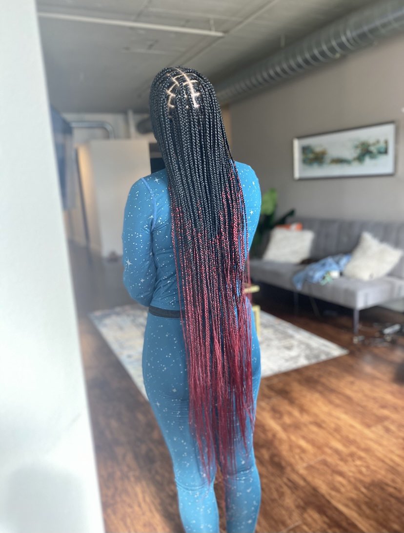 KaylaOrlando's tweet photo. Columbus, Ohio! I’m new to the city &amp; eager to get new braiding clients! Even if your in Cleveland my next Columbus client could be in your timeline ! Retweet for support ❤️❤️❤️ booking will be available starting next week! Click link in bio to book https://t.co/qRNuNn1Omg