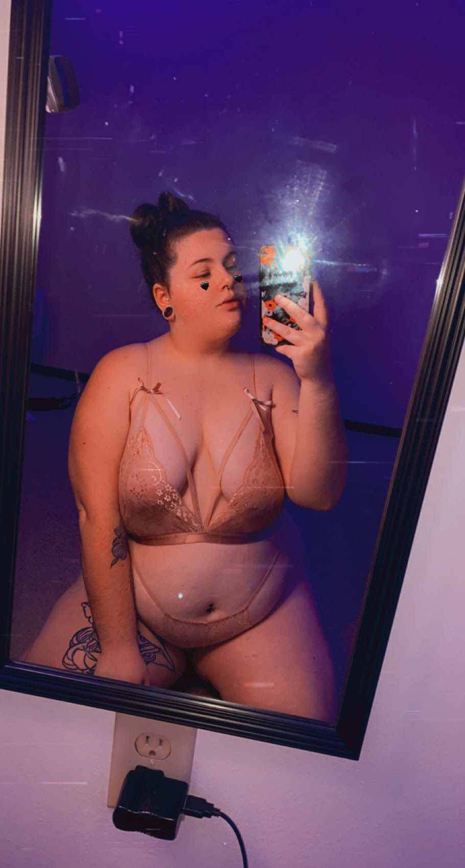 Let’s hope this gets some views Sale going on now for $6 Full content friendly https://t.co/wRrWYrTahm https://t.co/VQzk2eWf7u