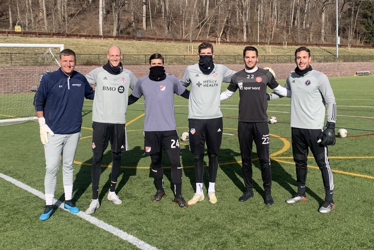JamieCleland17's tweet photo. OFF-SEASON 20/21

It’s been a pleasure training these guys all offseason. Learned so much as a coach. 

NJ is loaded with Pro GK’s, here is 5 of them!! 

@RedwardsGK 
@lansing_1 
@evanlouro123 
@ericklenofsky 
@dyl_castanheira https://t.co/tO3dx00Y1T
