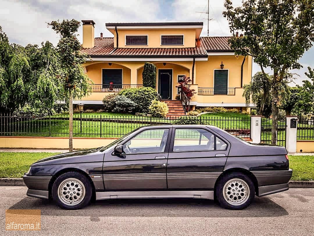 Contest Fotografico Alfa Roma, tema odierno 
Le Alfa a 6 cilindri, Il violino di Arese.
Con la speranza di tornare quanto prima a viaggiare, come solo le nostre Alfa Romeo sanno fare! 

Ecco a voi la foto Vincitrice!
#alfaromeo  #alfaroma #alfa164 #6cilindri #q4 #v6busso