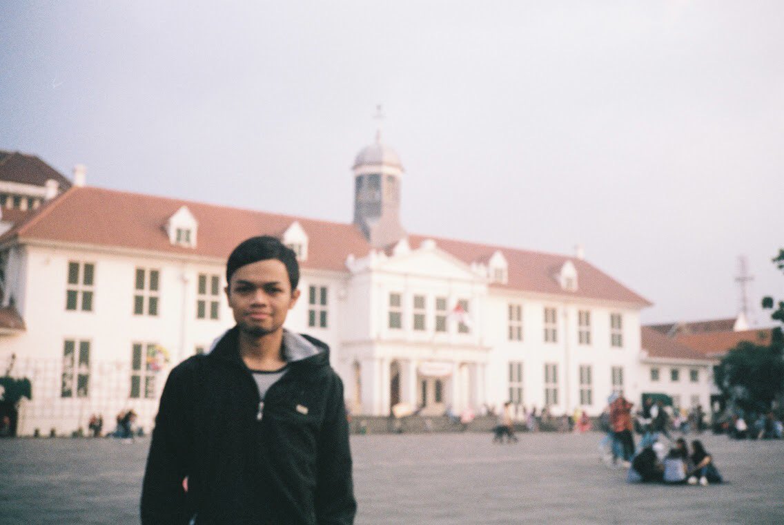 Also, here I put my deepest respect for those who used to believe. The devs (Adi, Indra), The biz (Wahyudi, Herdian), The Support (Rida, Muna). Till we meet again.I really need to learn more..