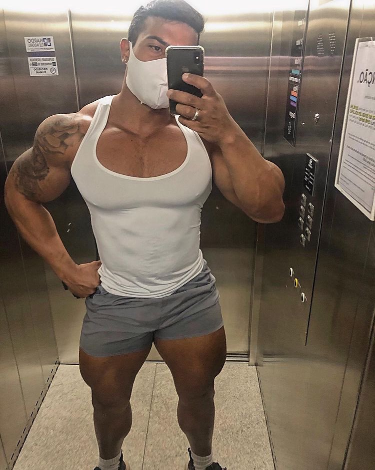 ffernandesramon's tweet photo. Sentou né?! 🔥✅👊🏽💪🏽 #workout #legday #motivation #musculation #gym #lifestyle #fitnessmotivation #fitness #fitnessmodel https://t.co/KUhWZj7YM5