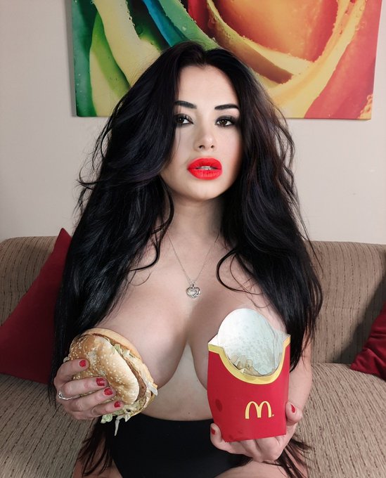 TW Pornstars Mirtha Sosa Pictures and videos from Twitter Page 9 