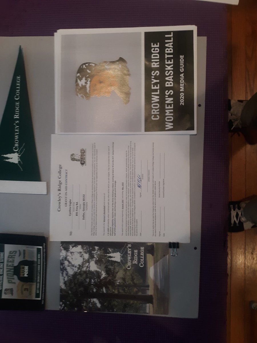 Offer sheet official <a href="/_itscynt/">Cynthia Engler</a>, excited and thankful to <a href="/Coach_BPhillips/">Coach Brad Phillips</a> <a href="/CRCPioneerWBB/">CRC Lady Pioneer Basketball</a> . <a href="/Jarrett_PRO/">Jarrett PRO</a> , <a href="/PRO_Movement1/">#PRO Elevation Inc. | #PRO Movement Athletics</a>, <a href="/KyleSandy355/">Kyle Sandy</a>, @EPRaiderball . Got to do some visiting.