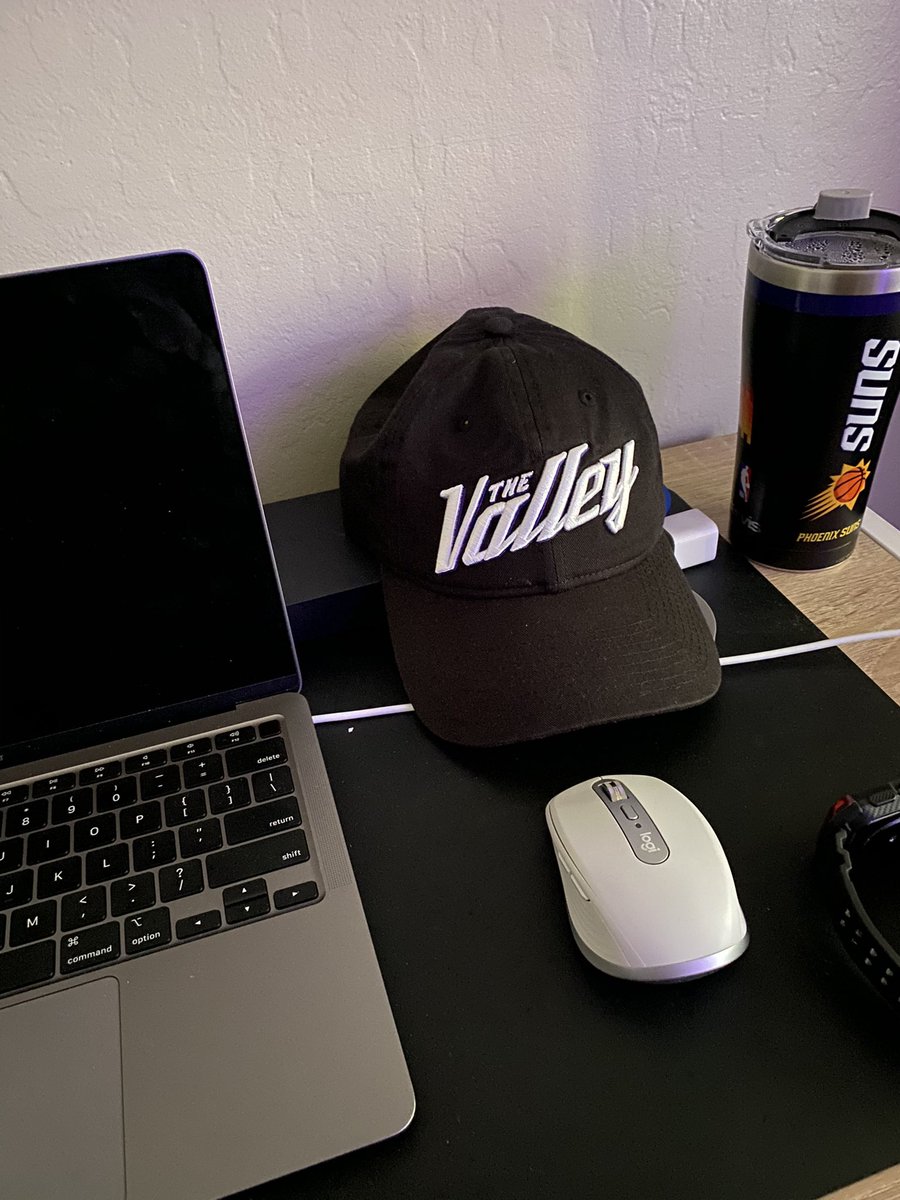 roxy86phx's tweet image. Freakin’ love this hat.