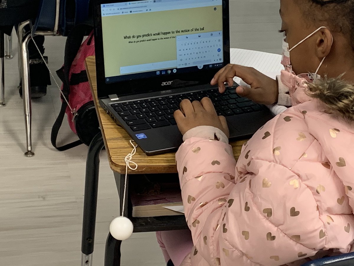 Science_Team4's tweet photo. Ms. Bell’s s. @Anderson_AISD are challenged with force &amp; motion game questions. They investigate how the change of position/motion result from pushing or pulling a ball. Tip: attach the ball on a string to the student desk when testing. @STARS_902 #AldineAnywhere #ClutchScience https://t.co/wlLu60Nvni