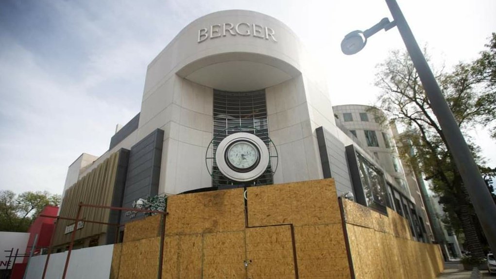 Dicen que Masaryk anda valiendo...