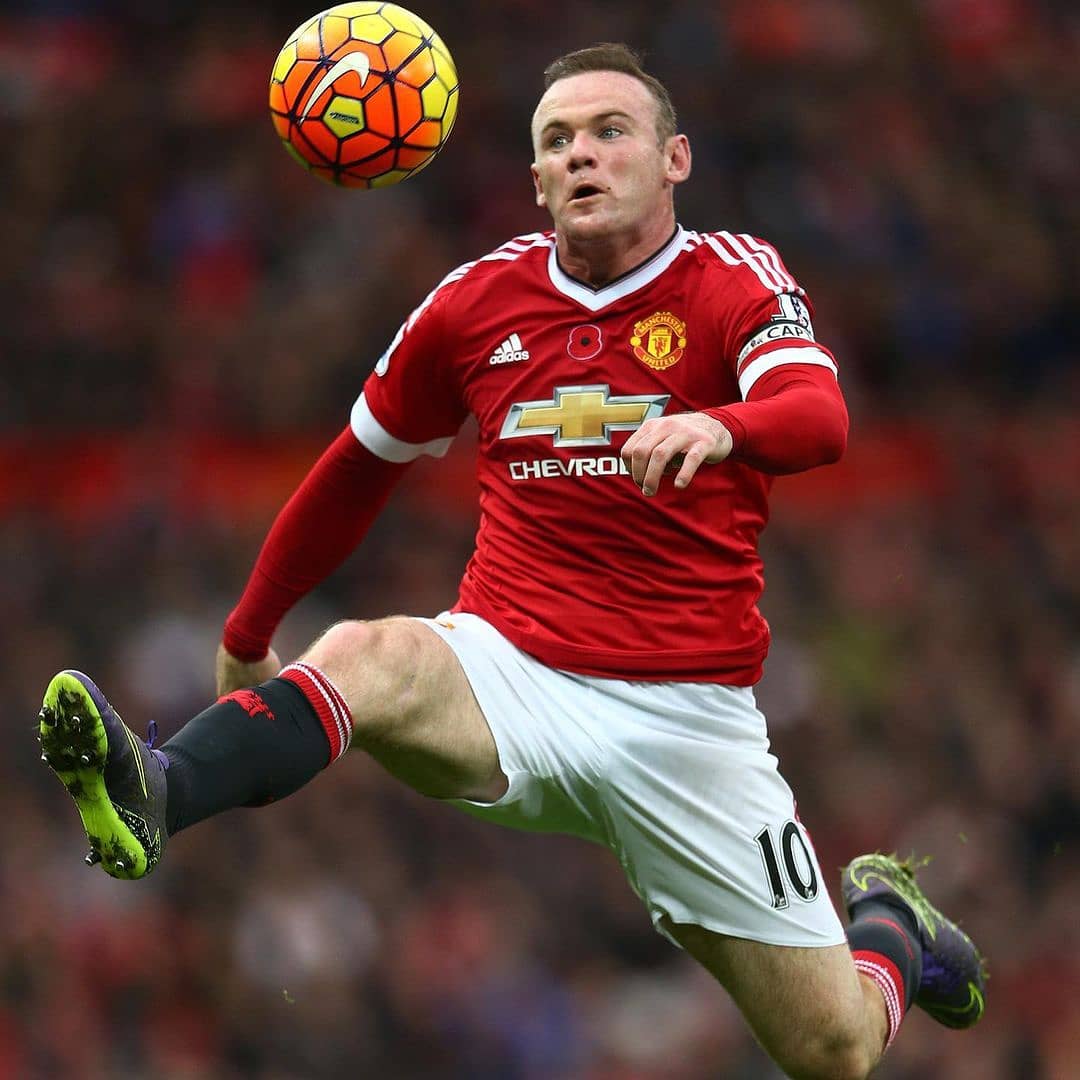 Manutd9ja_'s tweet photo. OFFICIAL: Manchester United and Premier League Legend, Wayne Rooney don Retire from Football.

#MUFC #WayneRooney #Rooney https://t.co/9j2rACp9qm