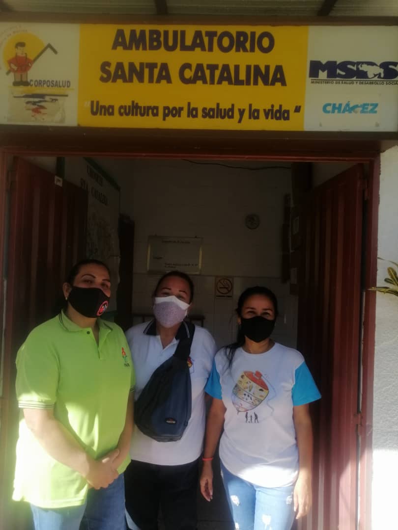 INN_MERIDA's tweet photo. #15Ene | Desde el Ambulatorio "Tienditas del Chama",perteneciente a la parroquia Jacinto Plaza, se realizó Conversatorio a madres lactantes,en donde se proporcionó temas como:
✔️Las medidas de bioseguridad
✔️Importancia y beneficios de la leche materna
#INNMérida
#DiálogoPorLaPaz https://t.co/ylex1RdA0N