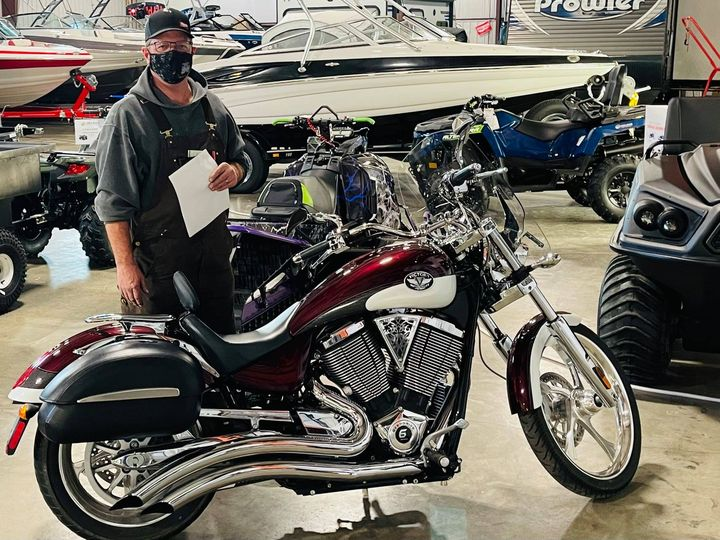 openroadregina's tweet photo. Congrats Trevor of Regina on the purchase of your new Polaris Victory Vegas! Enjoy your new ride! From all of us at Open Road Recreation, especially your sales rep Troy Benyei, we thank you! #OpenRoadRecreation #Regina #happycustomers https://t.co/wLJoxQYwrs