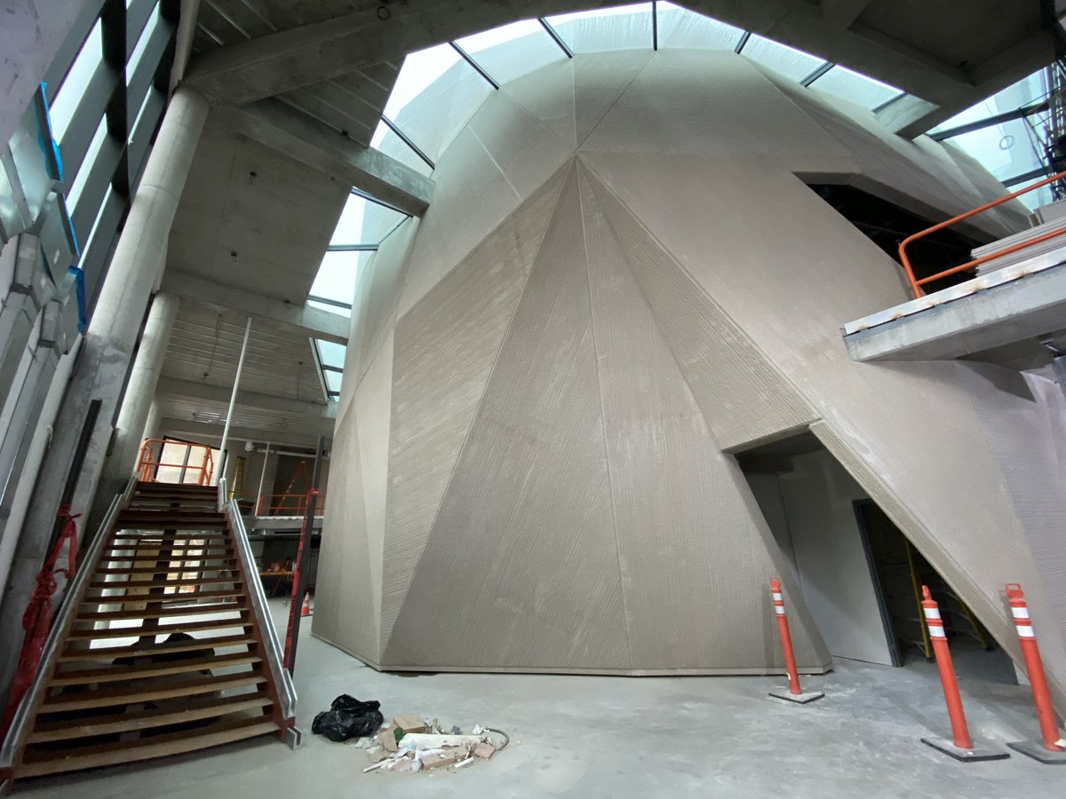 SteppenwolfThtr's tweet photo. Something we’re looking forward to: the sight of patrons walking through that new lobby.
#buildingSTC https://t.co/y0KPsaWcJj https://t.co/3RjxENXnWG