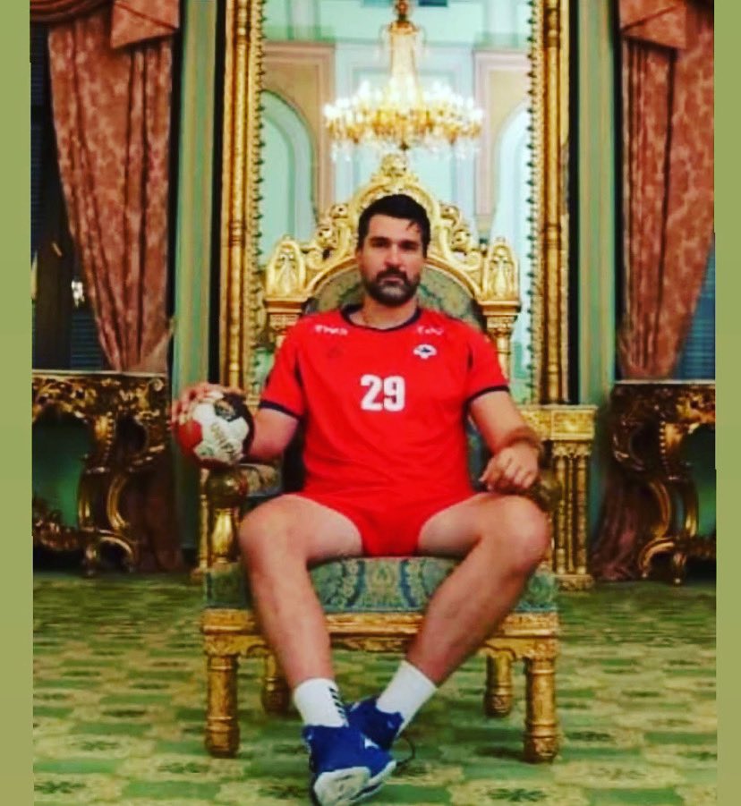 No lo voy a negar... estaba cómodo el sillón 😅😅
@egypt2021