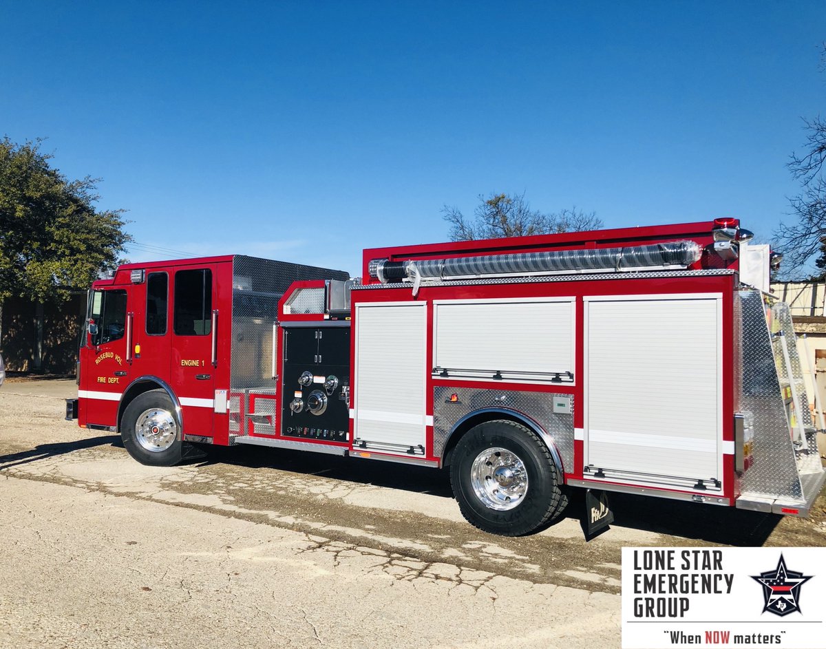 LoneStarEG's tweet photo. We are proud to have recently delivered this @ferrarafire Cinder Top Mount Pumper to the Rosebud FD! 

• 1000 Gallon Tank 
• 1750 GPM Pump
• Top Mount 
• 450 HP Engine 

#LoneStarEmergencyGroup #LoneStarState #FerraraFire #FiretrucksofAmerica #FiretrucksofTexas #FerraraStrong https://t.co/QOJG0NTrTP