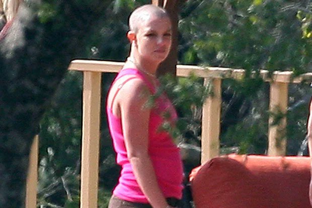 Britney shaved her head almost a year before she was ever put under a conservatorship and she agreed to go back into rehab to complete a 30 day program, where paparazzi continued to find ways to take pictures of her.  #FreeBritney