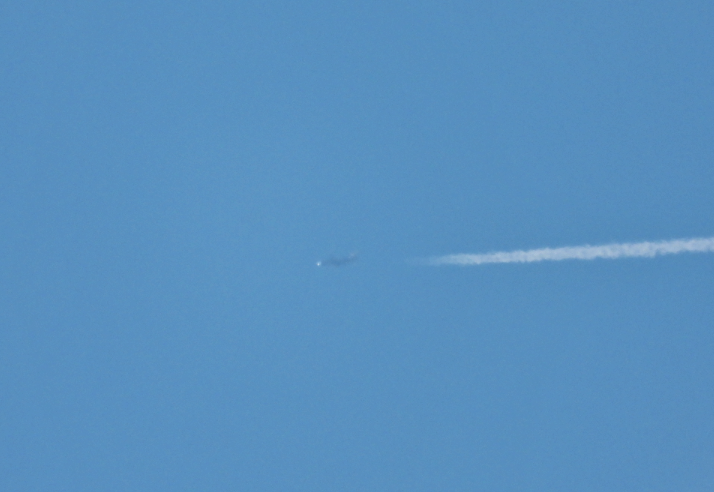 vcdgf555's tweet photo. Nothing to write home about visually, but this is a C-40A Clipper I spotted today as it passed over Boulder, 25 miles away at Angels 41.
ISLNDR03 is USNR C-40A personnel transport 166695 #AE29FE, part of VR-61 from NAS Whidbey Island, WA. https://t.co/dYSDlyK2yH