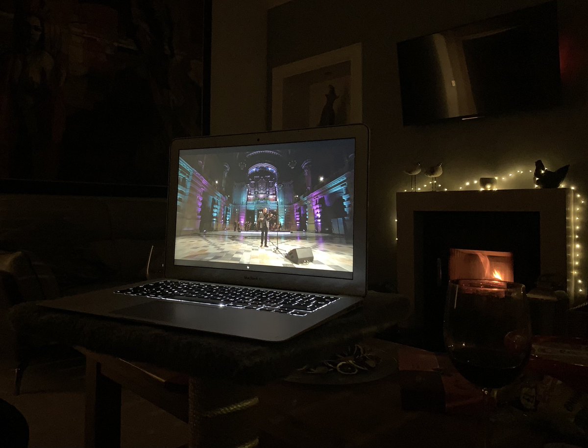 CaraCAitchison's tweet image. Brilliant opener to digital #celticconnections 2021: 19 days &amp;amp; 300 events. Thanks to @DuncanWChisholm at @KelvingroveArt whose daily #TuneWithAView throughout Covid has been so uplifting 😊Congrats @ccfest @glasgowlife @GlasgowCC @CreativeScots &amp;amp; @scotgov