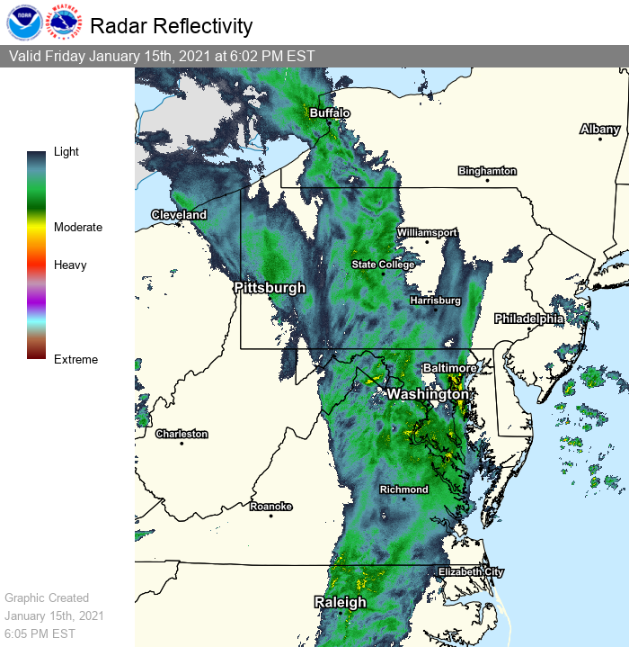 [6PM Friday] Rain is falling over parts of the  Mid-Atlantic this evening.