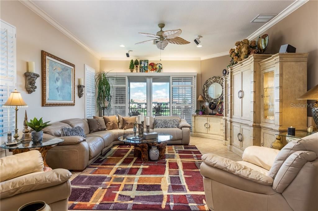 smith_associate's tweet photo. Luxury awaits you in this Corner Penthouse Unit with private elevator access to your Move-In Ready New Home! #SmithIsHome #SmithSells

Open House: Sunday, January 17th from 1:00 - 3:00 PM

Hosted by: Sofia Beigel
Listed by: Angela D. Grannan

Take a peek: https://t.co/KBpzyKhadu https://t.co/mtqSHMwyee