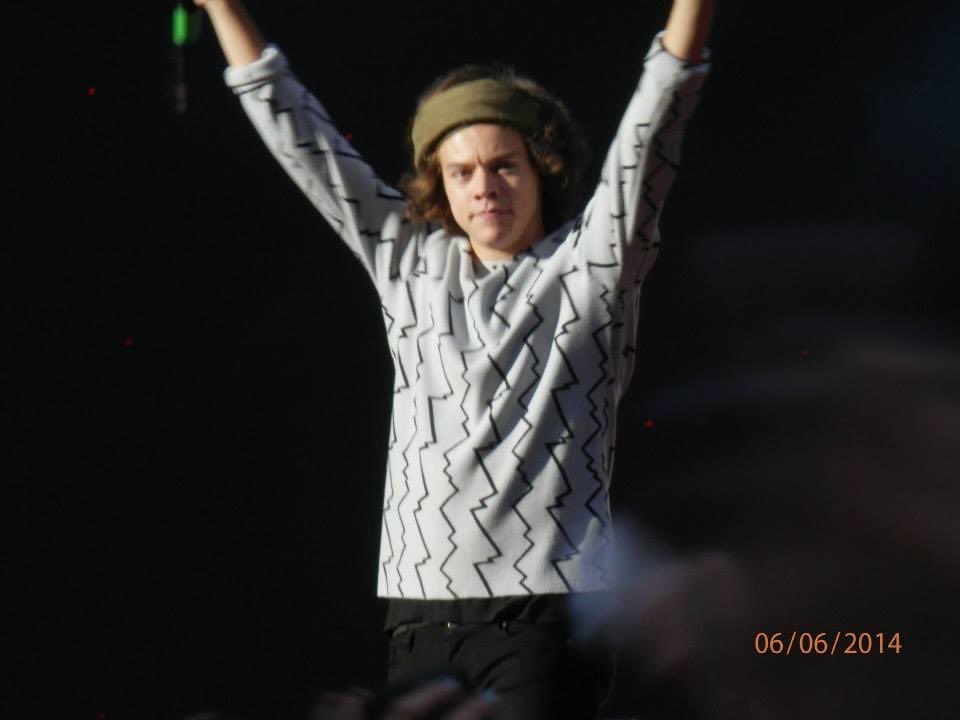 photos from WWA tour and OTRA tour. 06/06/14 and 26/09/15 a thread :) (some videos may be added at the end)