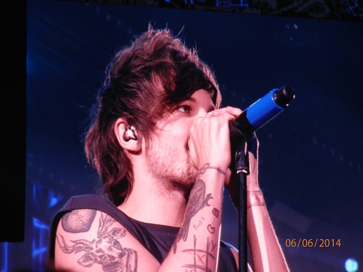 photos from WWA tour and OTRA tour. 06/06/14 and 26/09/15 a thread :) (some videos may be added at the end)