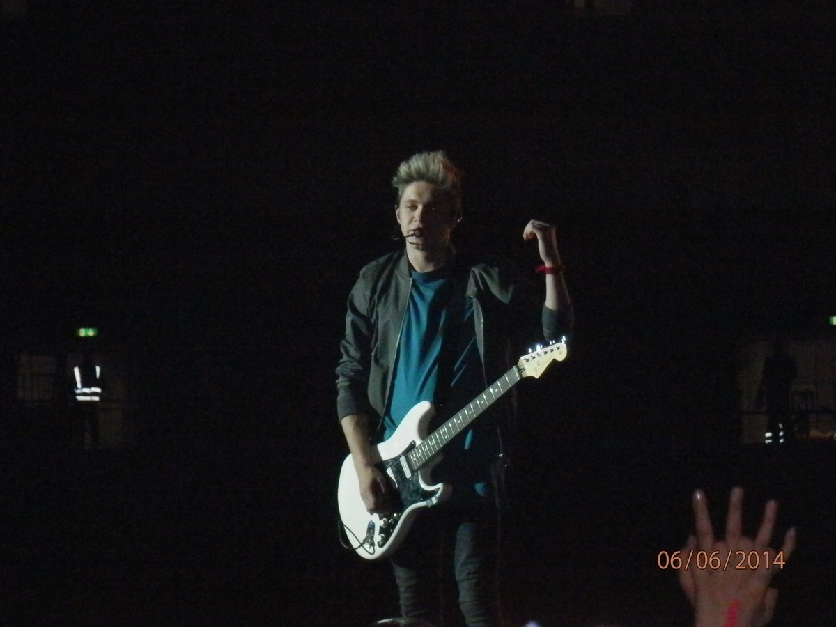 photos from WWA tour and OTRA tour. 06/06/14 and 26/09/15 a thread :) (some videos may be added at the end)