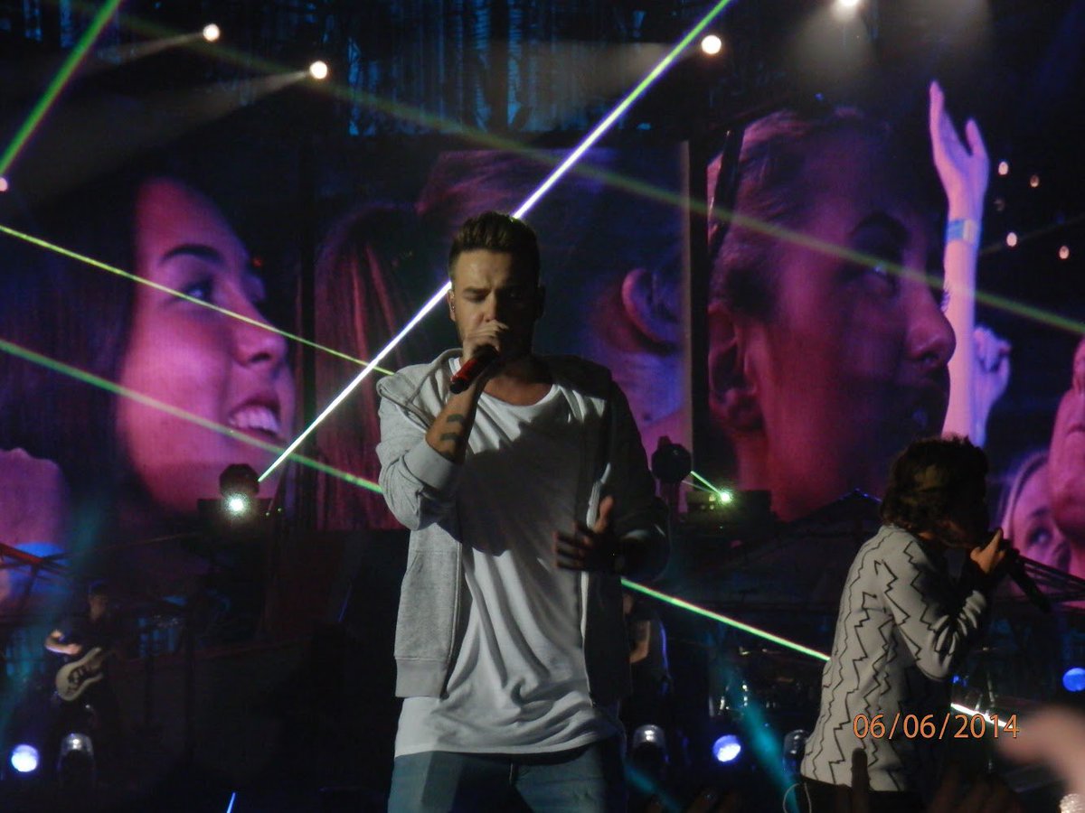 photos from WWA tour and OTRA tour. 06/06/14 and 26/09/15 a thread :) (some videos may be added at the end)