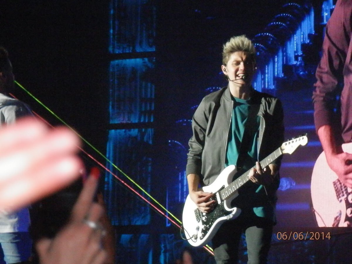 photos from WWA tour and OTRA tour. 06/06/14 and 26/09/15 a thread :) (some videos may be added at the end)