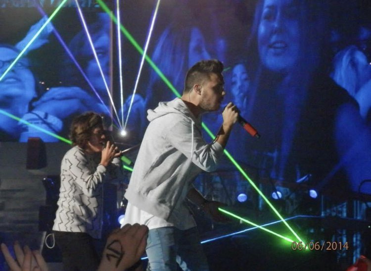 photos from WWA tour and OTRA tour. 06/06/14 and 26/09/15 a thread :) (some videos may be added at the end)