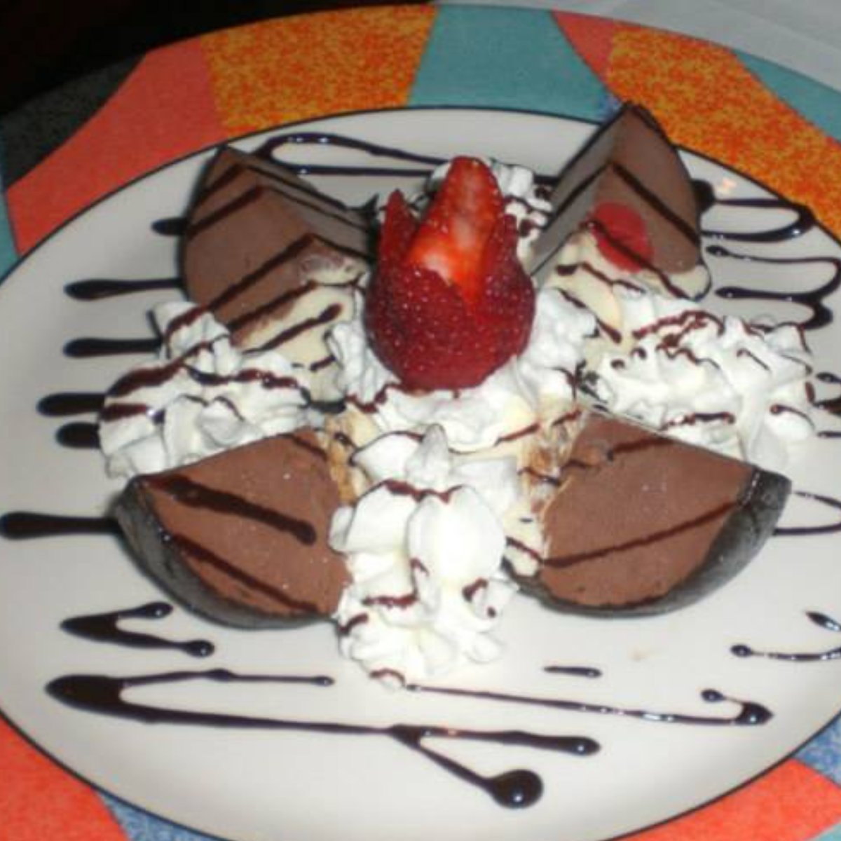 DimoraRistorant's tweet photo. Around here, dessert is always a must have before you leave! So, celebrate another successful week with the perfect dessert made just for you. https://t.co/oAaVmm8fug
