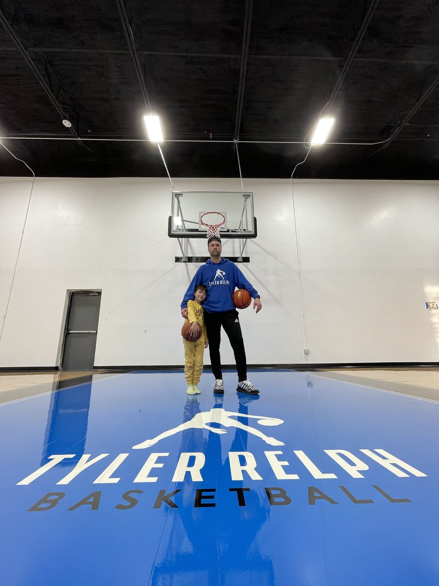 Tyler Relph tweet media