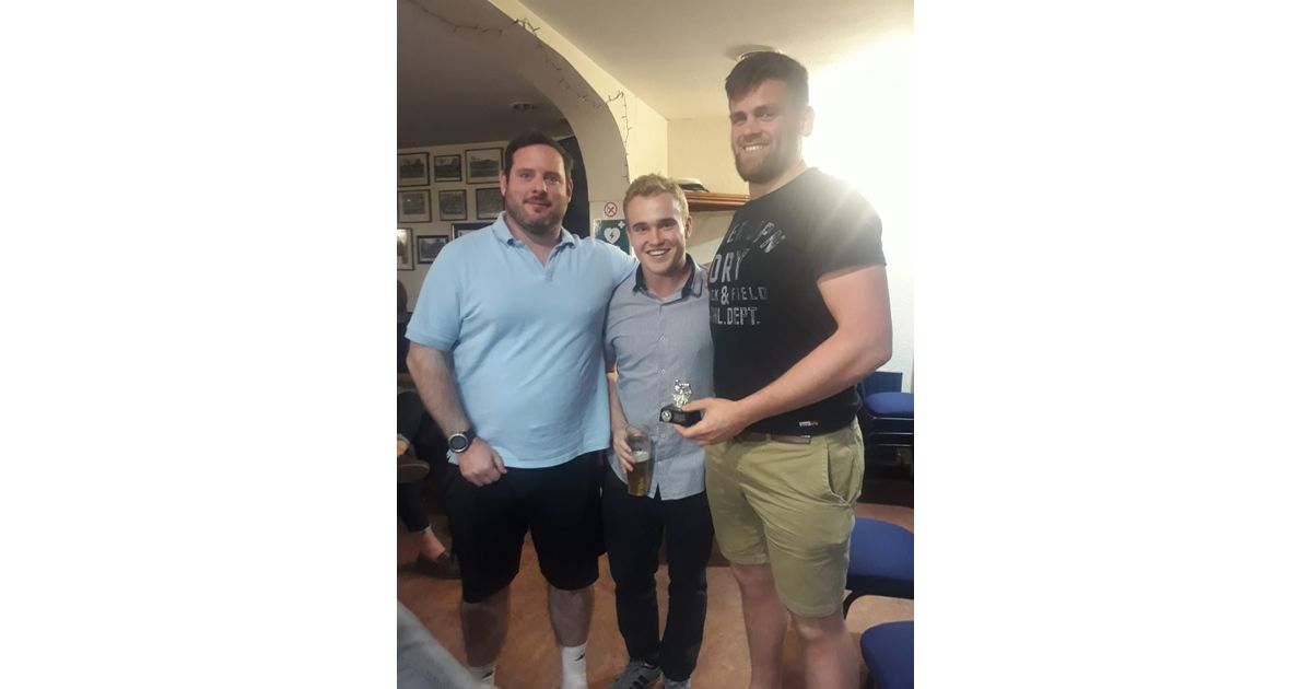 Adam Pickett (Kinders to 1st XV)
camberleyrugbyclub.co.uk/news/adam-pick…