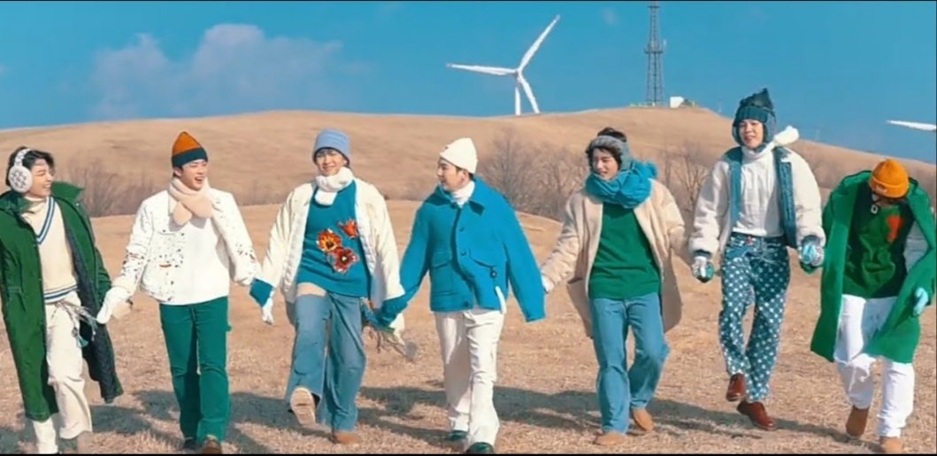 winterbeaartae's tweet photo. Sizi çok çok seviyorum siz mükemmel eşi benzeri olmayan ve bu dünyaya bir daha gelemeyecek olan 7 güzel adamsınız 🥺💜 lütfen saçma sapan yorumlar yapıp saygıdan mahsun olmayın ve saygı duyun onlara #BTSYOUARESOPERFECT https://t.co/MiwLcj1341